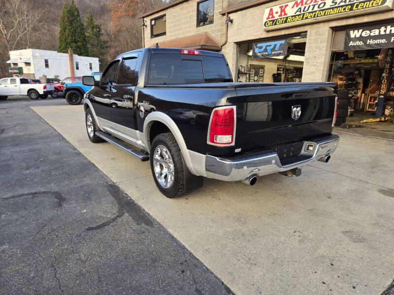 2015 RAM Ram 1500 Pickup Laramie photo 6