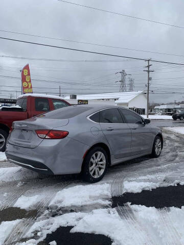 2015 Chrysler 200 Limited