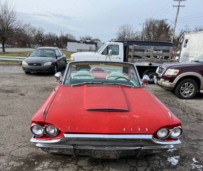 1964 Ford Thunderbird