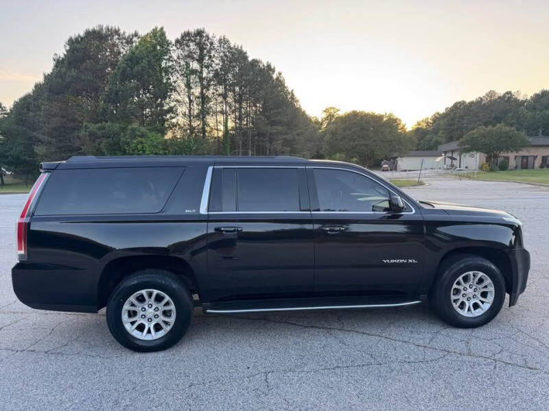 2017 GMC Yukon XL SLT