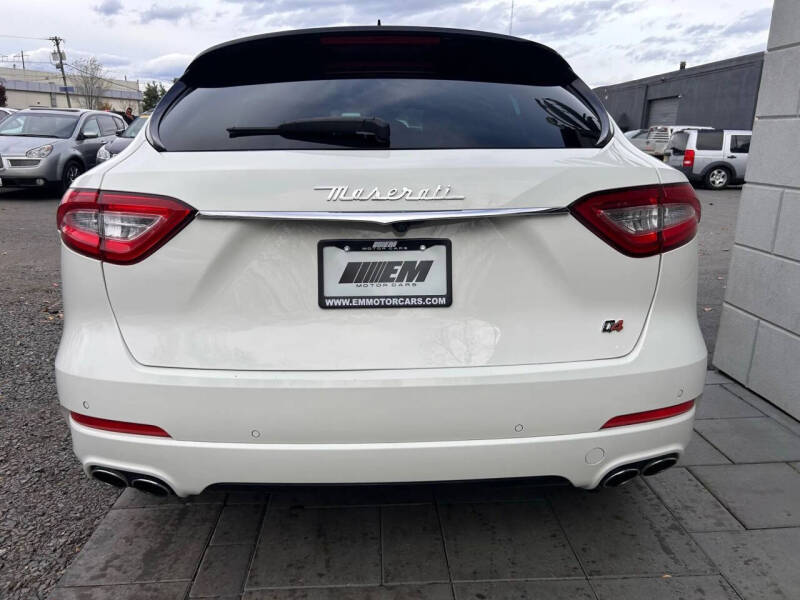 2017 Maserati Levante