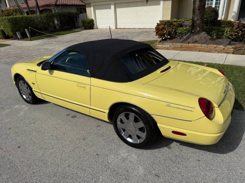 2002 Ford Thunderbird Deluxe