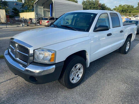 2005 Dodge Dakota for sale at FONS AUTO SALES CORP in Orlando FL