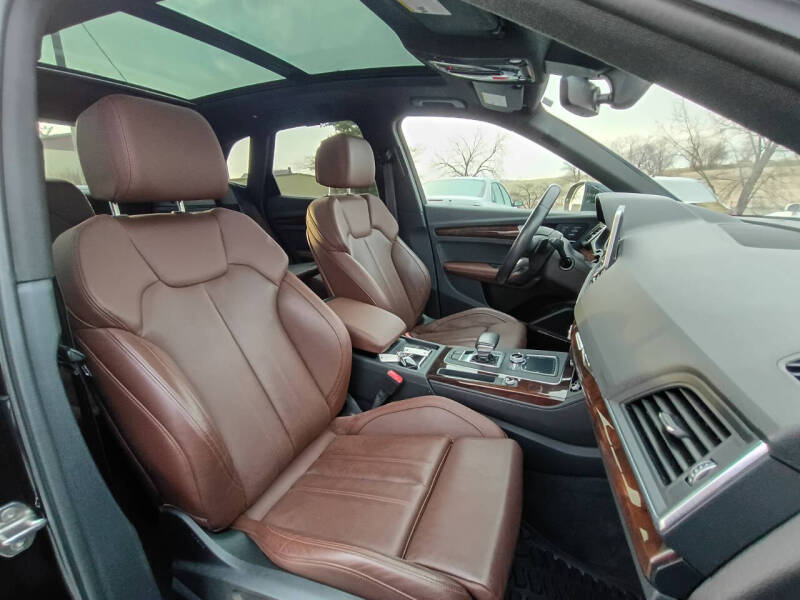 2020 Audi Q5 quattro Premium Plus 45 TFSI