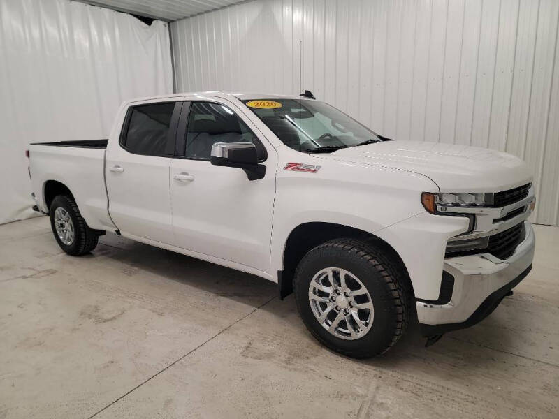 2020 Chevrolet Silverado 1500 LT photo 3