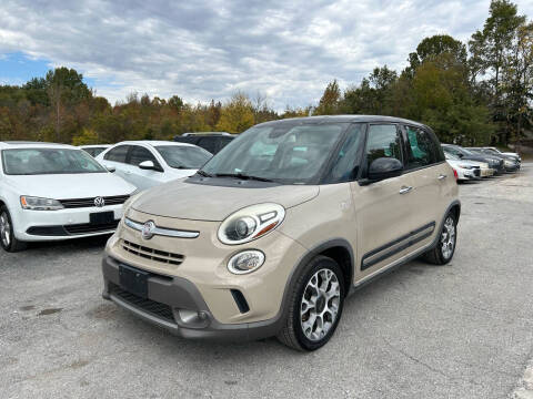 2015 FIAT 500L for sale at Best Buy Auto Sales in Murphysboro IL