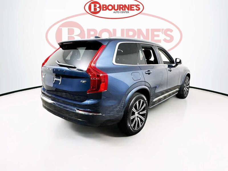 2025 Volvo XC90 B5 Core Bright Theme