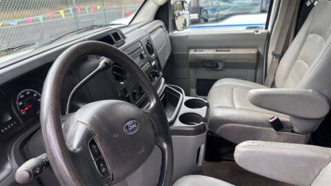 2013 Ford E-Series E-250