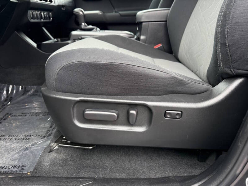 2023 Toyota Tacoma TRD Off-Road