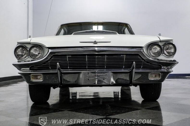 1965 Ford Thunderbird
