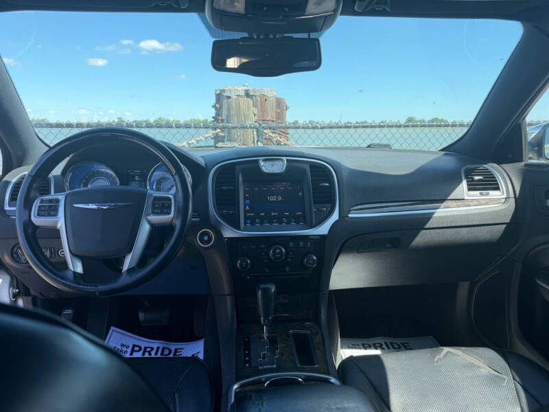 2013 Chrysler 300 C