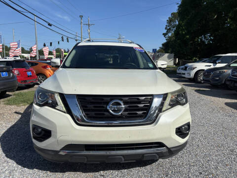 2017 Nissan Pathfinder Platinum