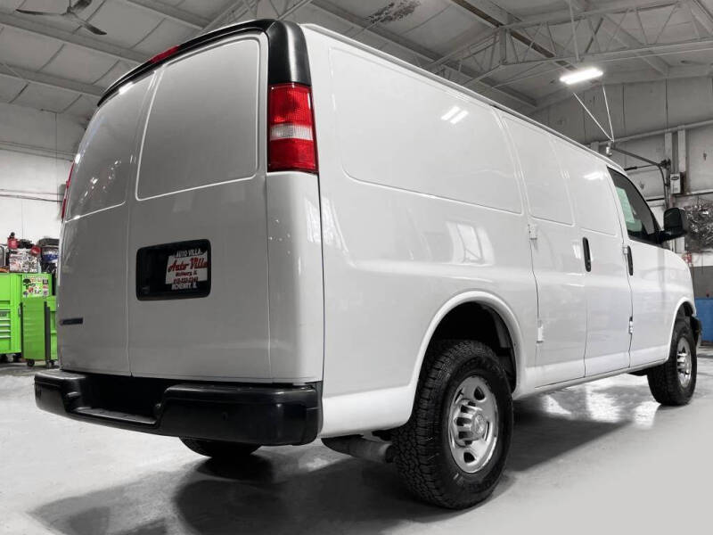 2021 Chevrolet Express 2500
