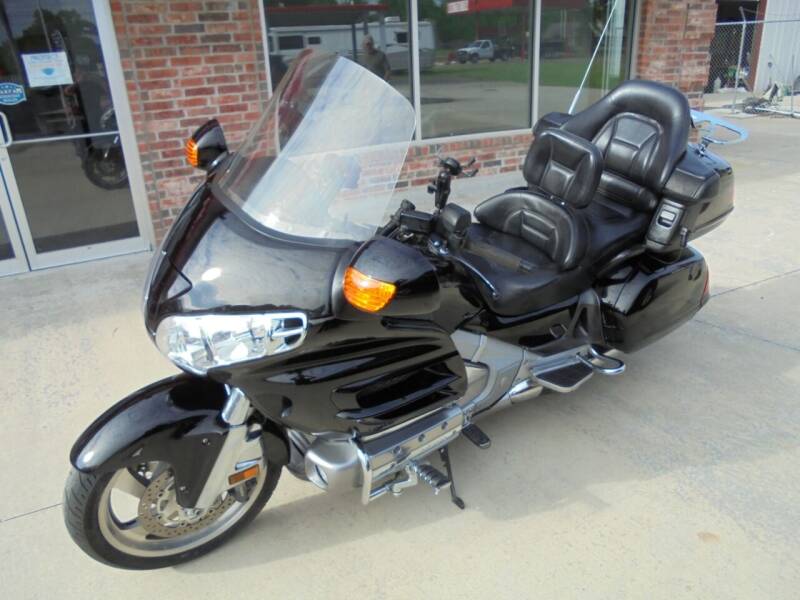 2001 Honda GL 1800A  w/ABS for sale at US PAWN AND LOAN in Austin AR