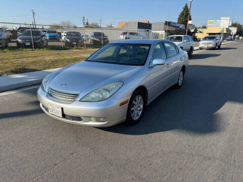 2004 Lexus ES 330