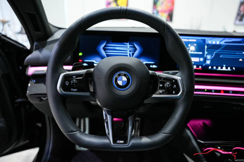 2024 BMW i5 eDrive40