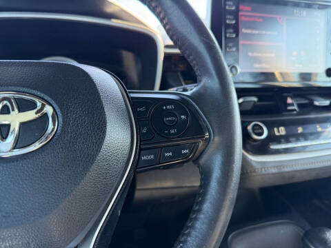 2020 Toyota Corolla Hatchback SE