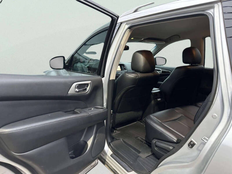 2014 Nissan Pathfinder SL