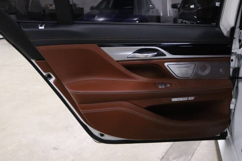 2018 BMW 7 Series M760i xDrive