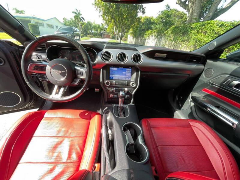 2019 Ford Mustang EcoBoost Premium