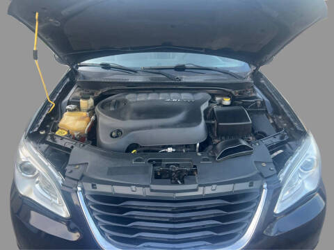 2011 Chrysler 200 Limited