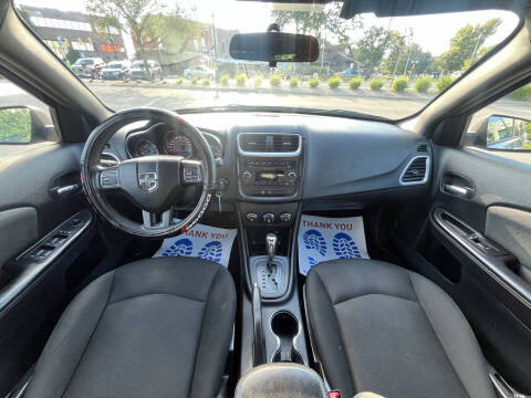 2013 Dodge Avenger SE