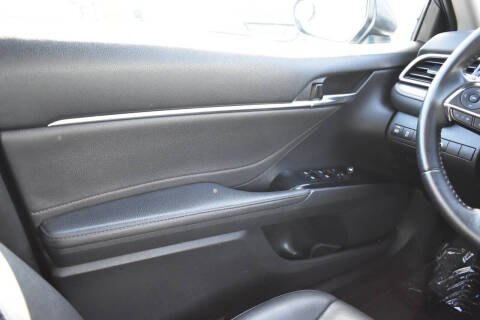 2018 Toyota Camry Hybrid XLE