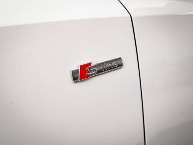 2025 Audi Q3 quattro S line Prem Plus 45 TFSI