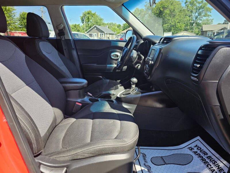 2017 Kia Soul +