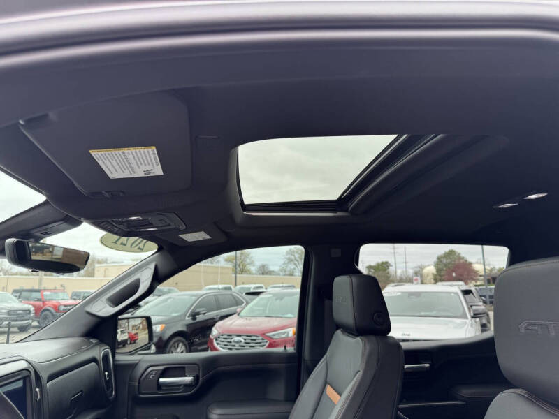 2021 GMC Sierra 1500 AT4 - Image 2
