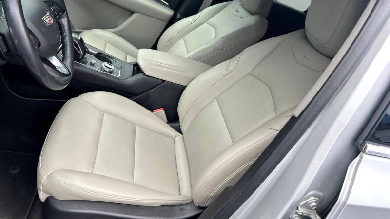 2019 Cadillac XT4 Luxury