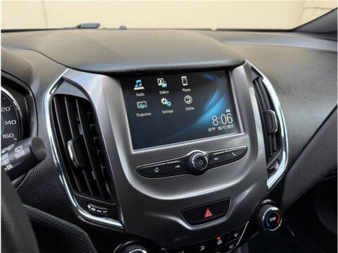 2017 Chevrolet Cruze LT Manual