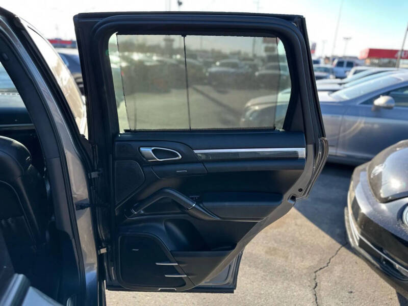 2011 Porsche Cayenne S