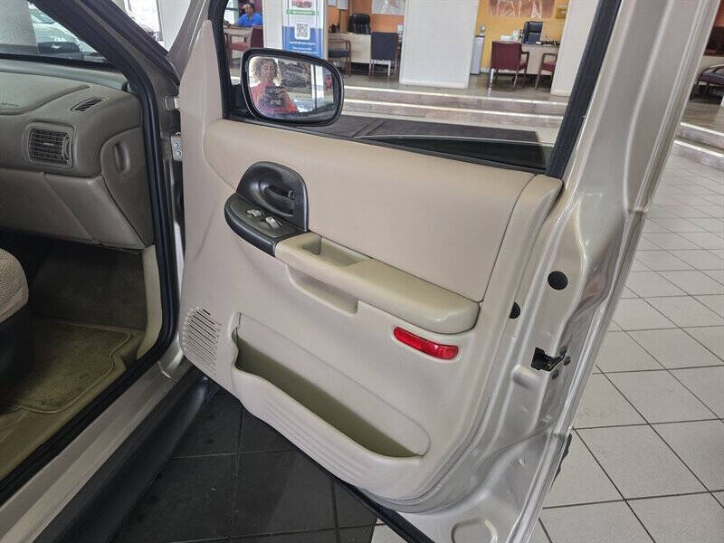 2004 Pontiac Montana