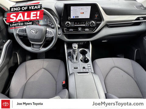 2025 Toyota Highlander LE