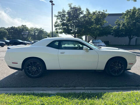 2022 Dodge Challenger SXT