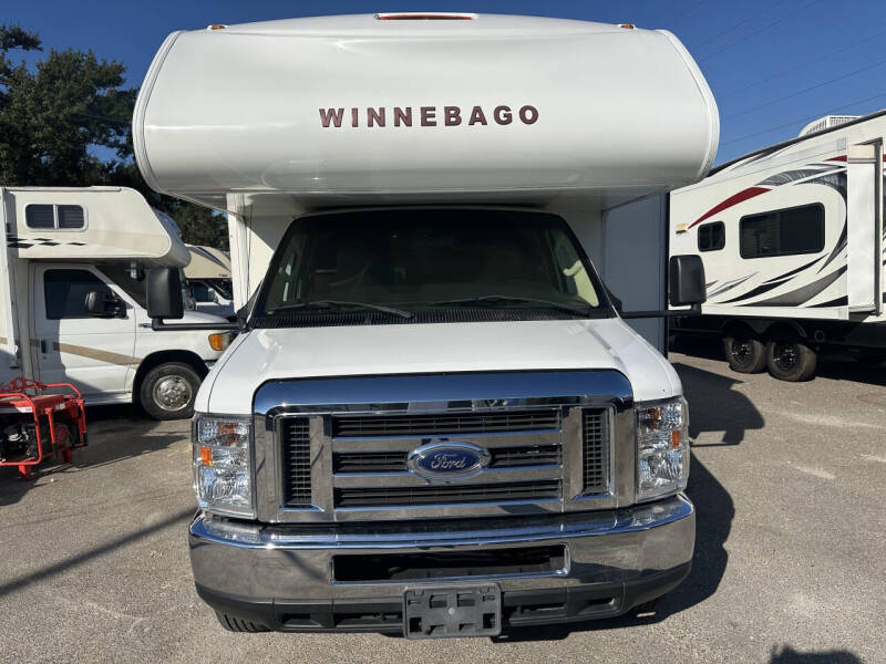 2019 Winnebago Outlook