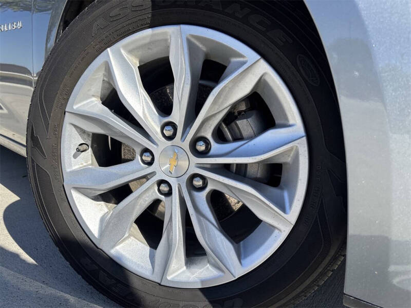 2025 Chevrolet Malibu LT