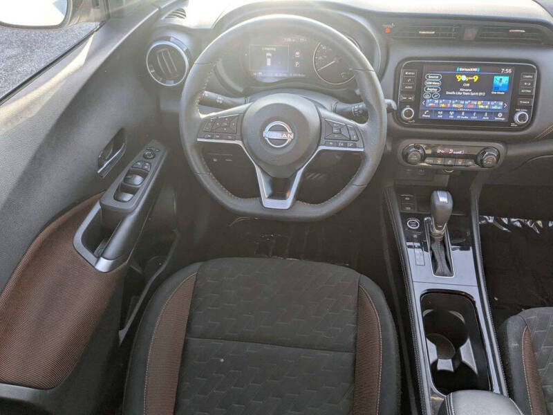 2024 Nissan Kicks SR