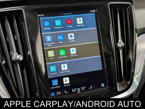 2023 Volvo S60 Recharge T8 Core Dark Theme