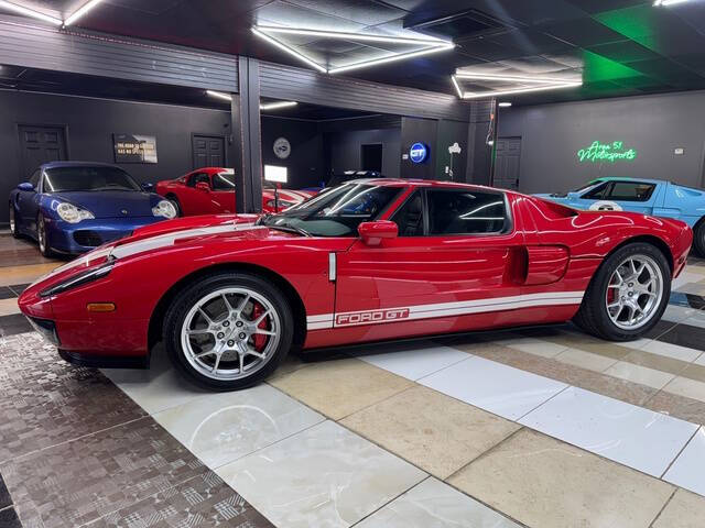 2005 Ford GT