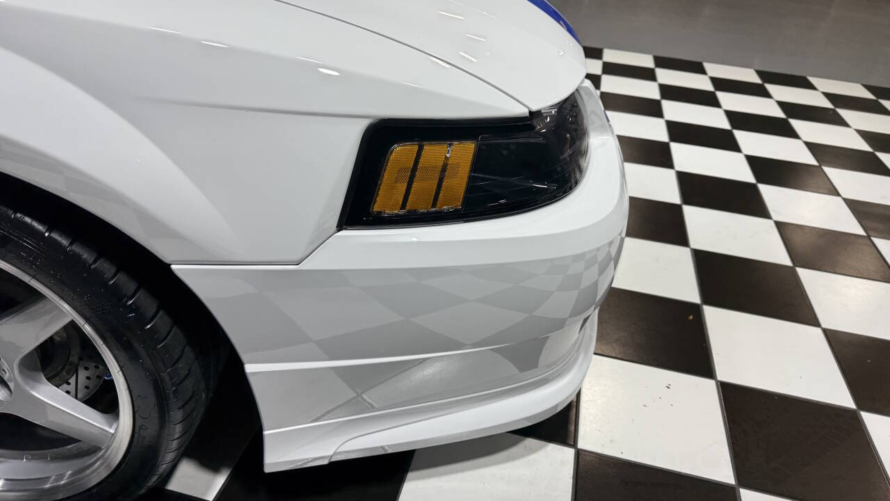 2003 Ford Mustang 38