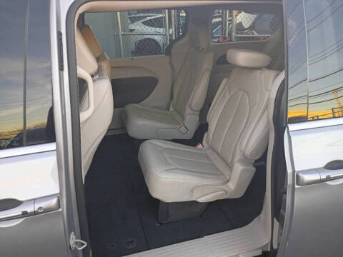 2021 Chrysler Voyager LXi