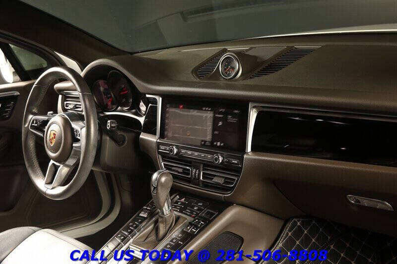 2021 Porsche Macan
