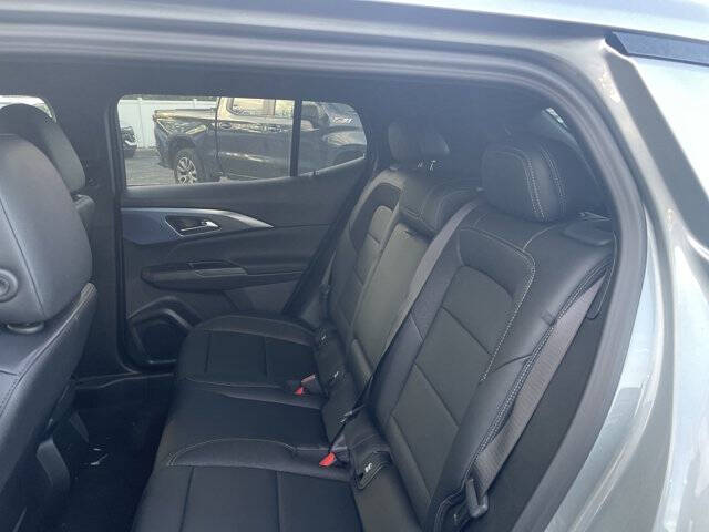 2026 Chevrolet Equinox EV LT 2