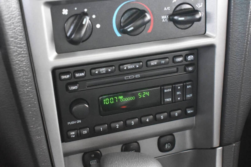 2003 Ford Mustang Mach 1 Premium