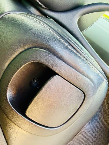 2012 Dodge Challenger SXT Plus