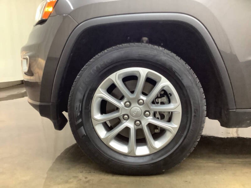 2021 Jeep Grand Cherokee Laredo E