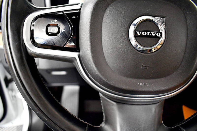 2018 Volvo XC90 T6 Inscription