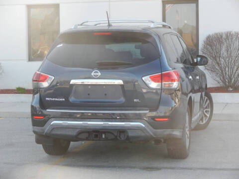 2014 Nissan Pathfinder SL
